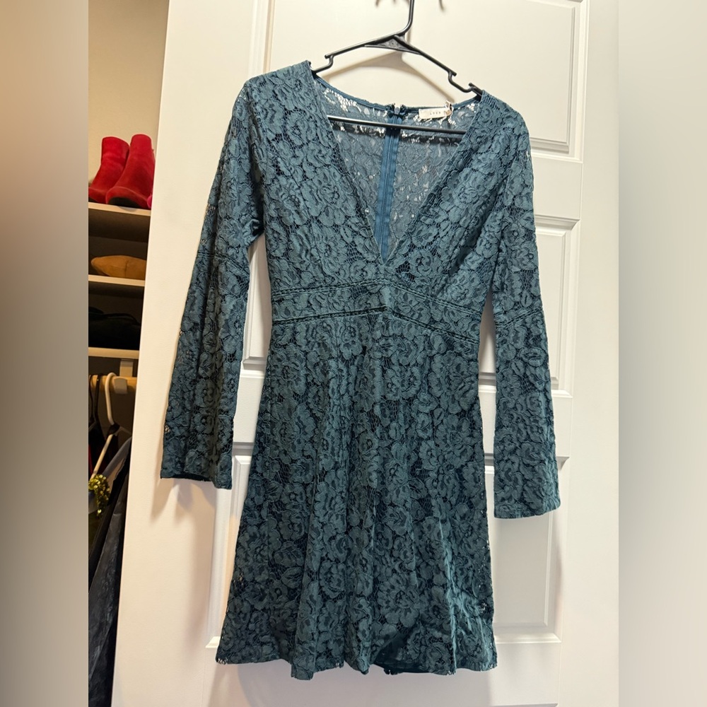 Elegant Lace Dress in Teal